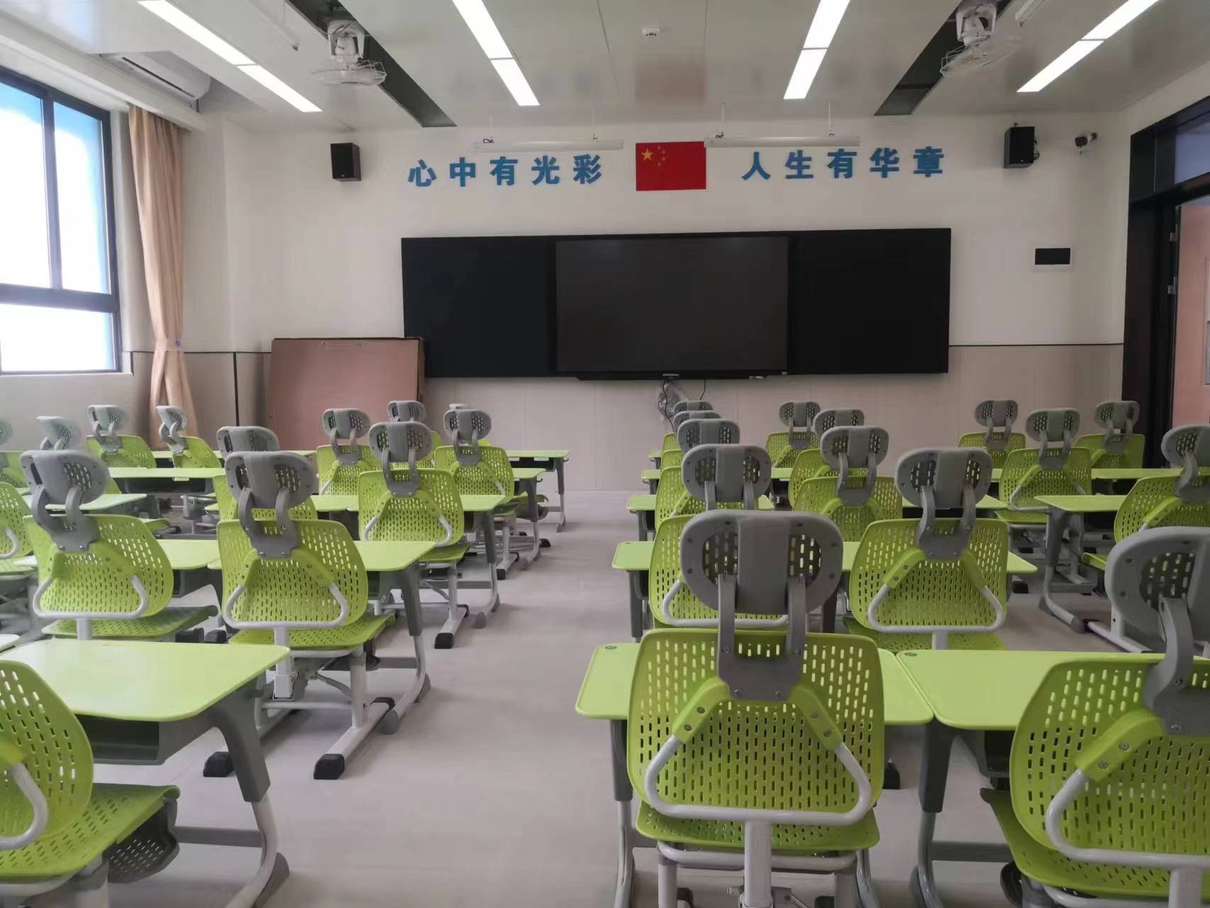 博士有成(圖5) 博士有成(圖5)